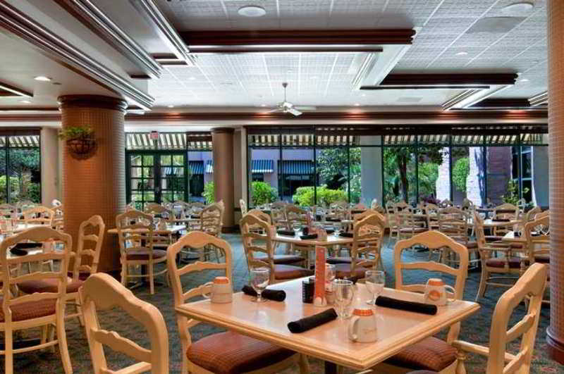 Hilton New Orleans Airport Otel Kenner Restoran fotoğraf